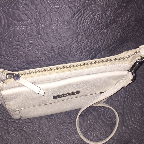 🍃Liz Claiborne Purse🍂 - Picture 6 of 7